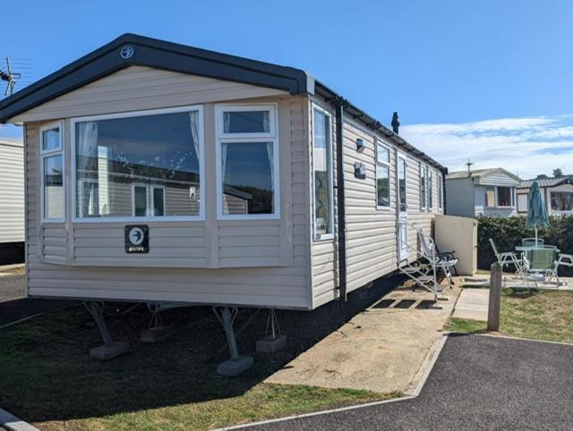 Hotel Sleeps 6 Modern And Bright Caravan Littlesea Haven Weymouth Extérieur photo