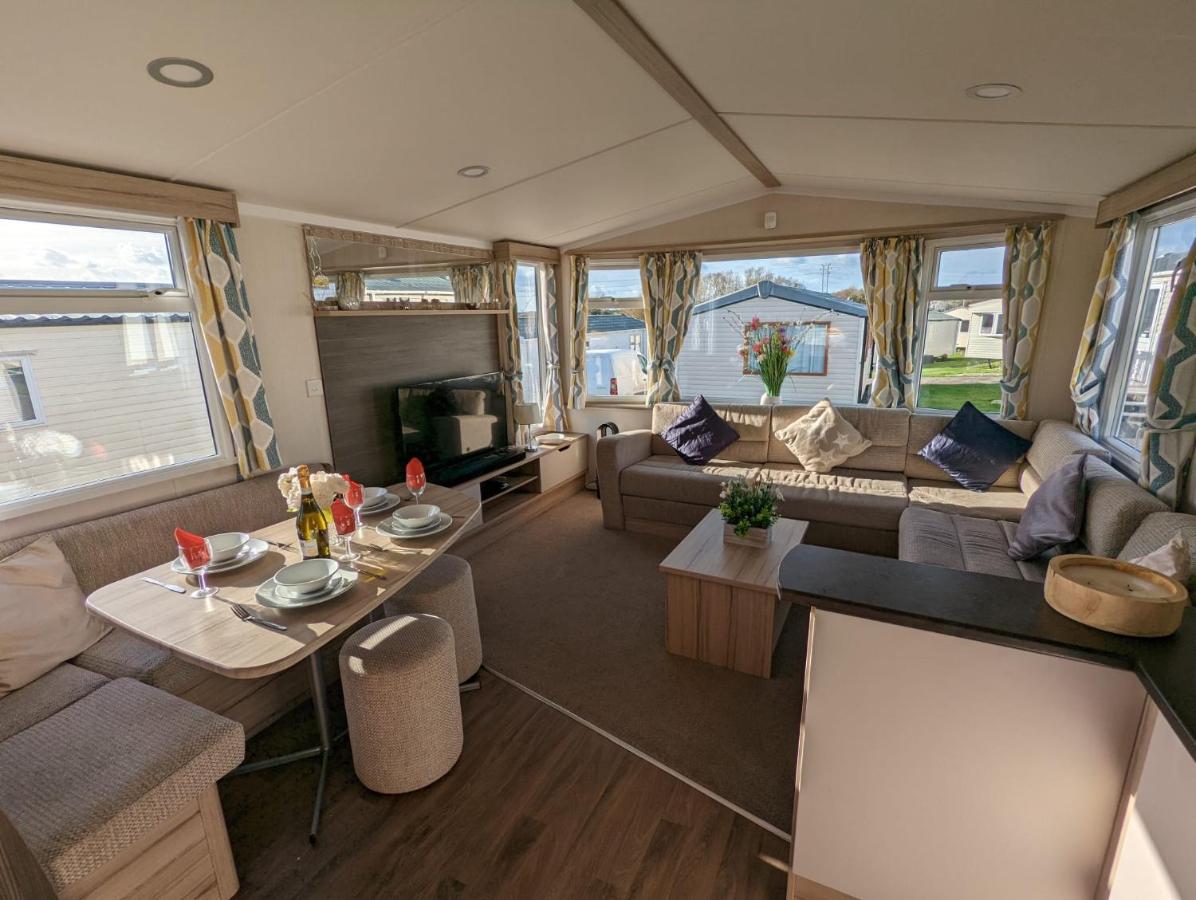 Hotel Sleeps 6 Modern And Bright Caravan Littlesea Haven Weymouth Extérieur photo